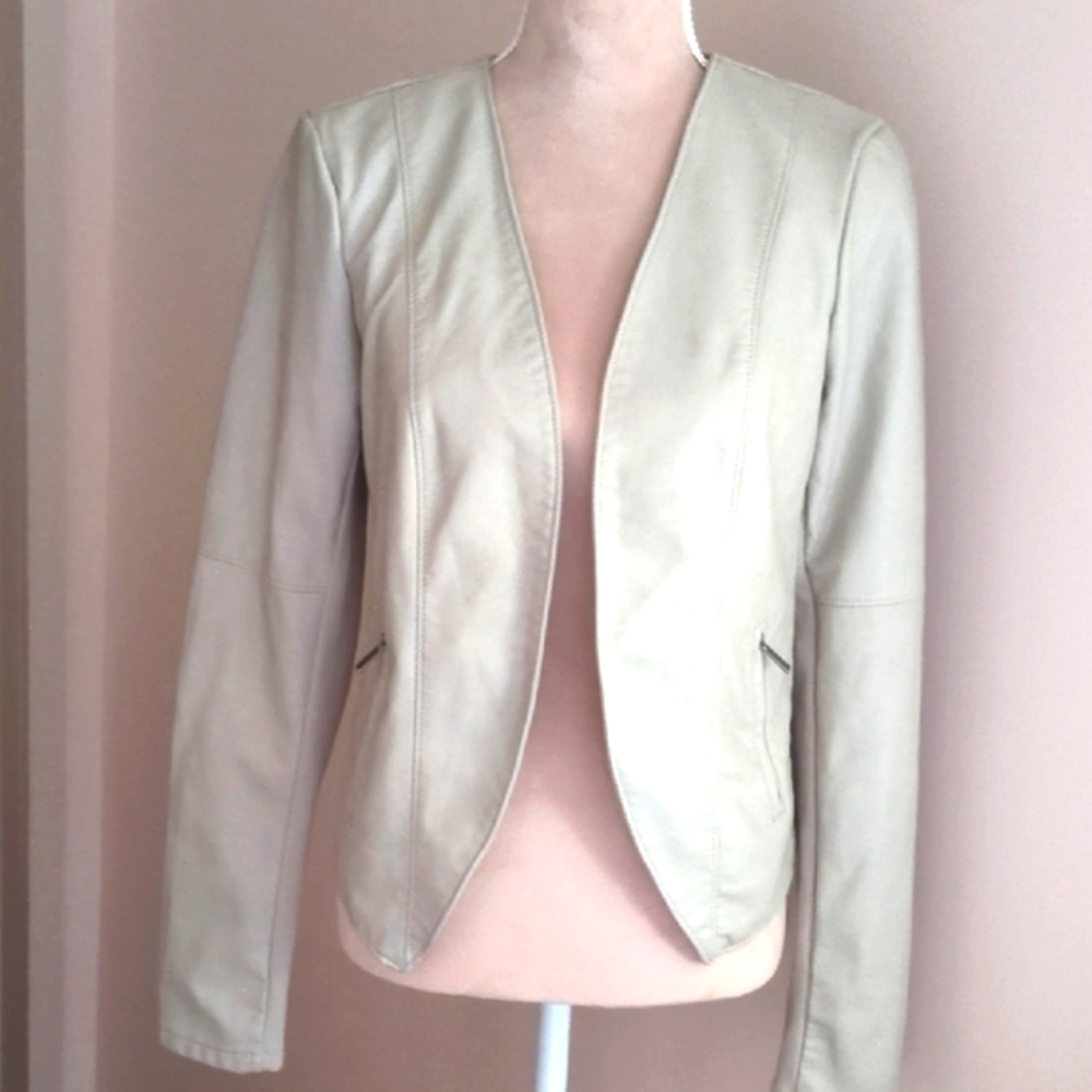 Elegant Cream Women's Jacket